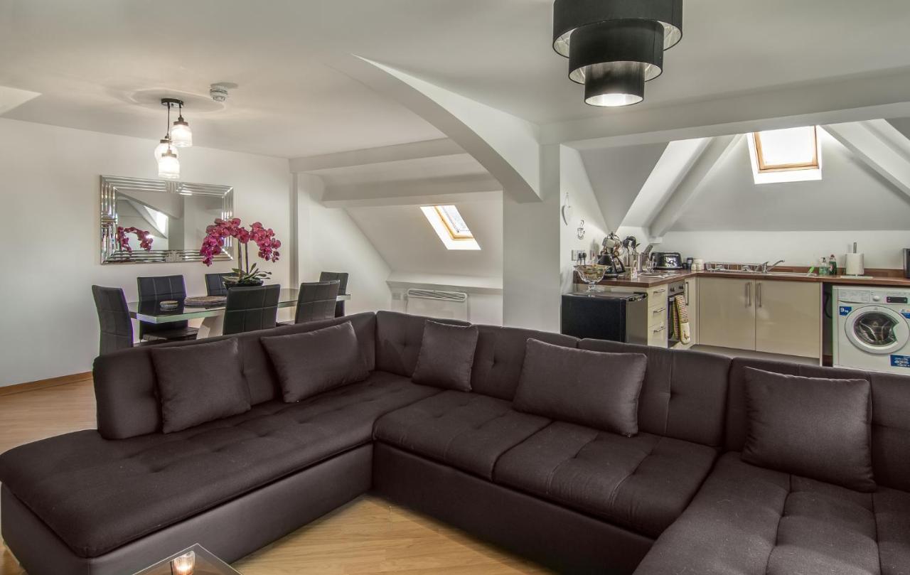 Stunning Church Conversion Close To The Tower Blackpool Kültér fotó